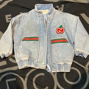 Girls authentic Gucci light blue denim jacket size 4 years